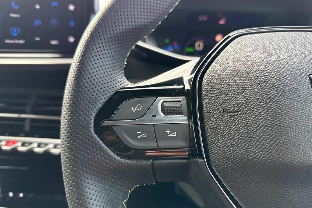 Peugeot e-2008 54Kwh Gt 7Kw Charger Grey #16