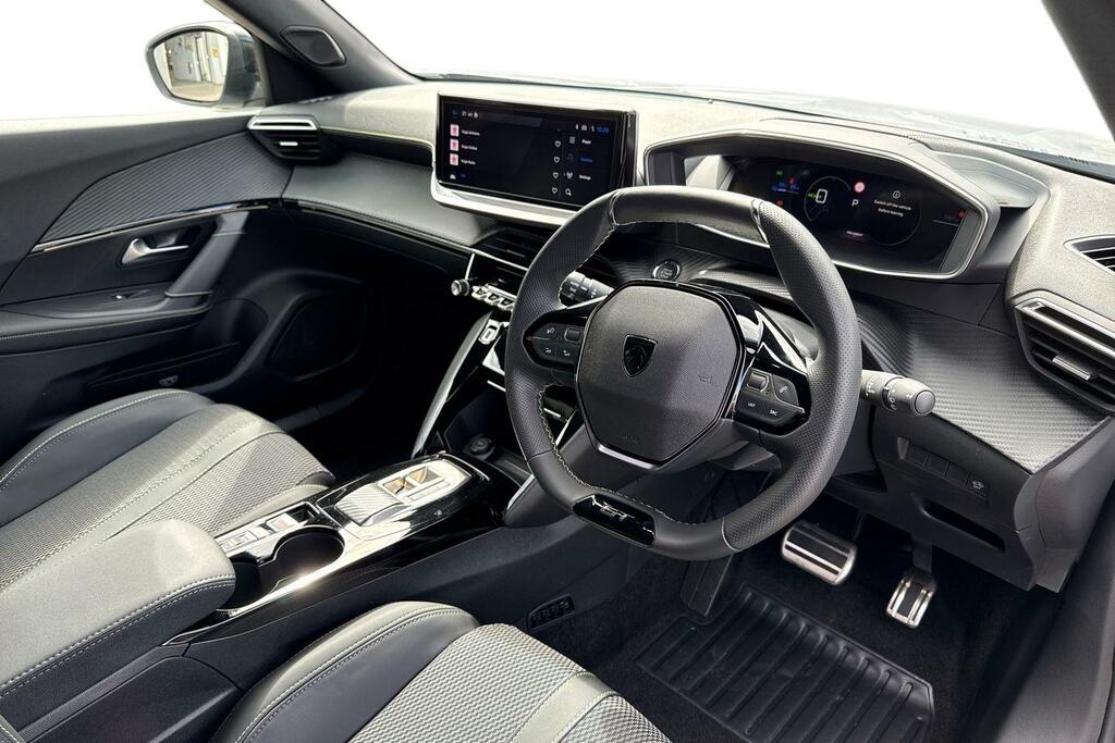 Peugeot e-2008 54Kwh Gt 7Kw Charger Grey #6