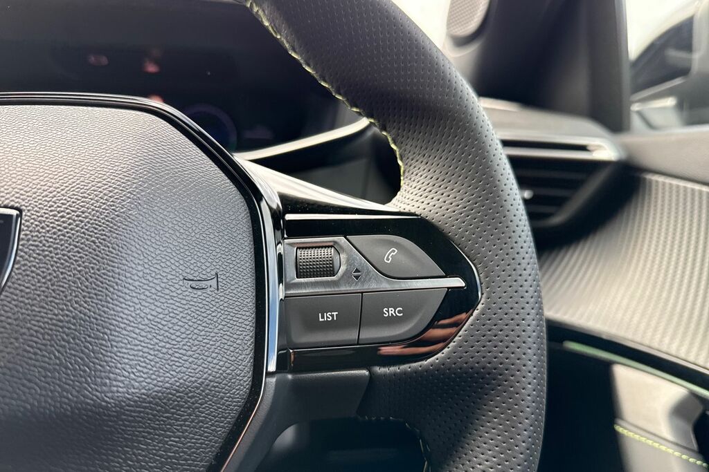 Peugeot e-2008 54Kwh Gt 7Kw Charger Grey #17