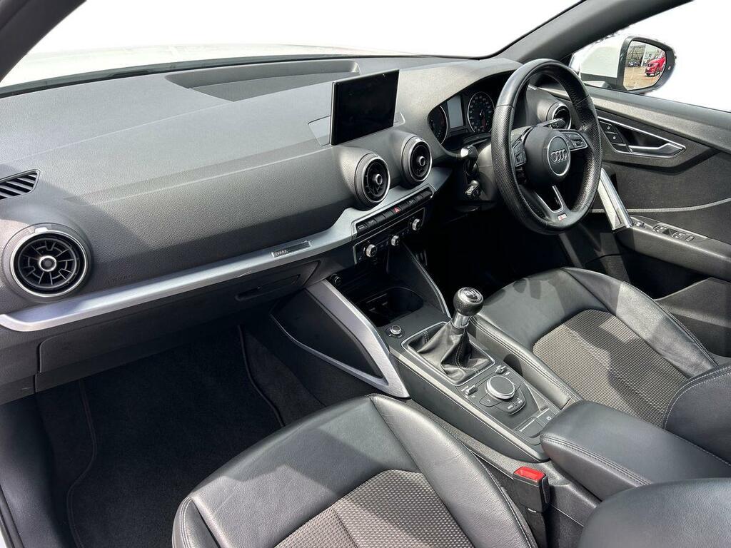 Audi Q2 1.6 Tdi S Line Suv S Tronic Euro 6 Ss Yellow #2