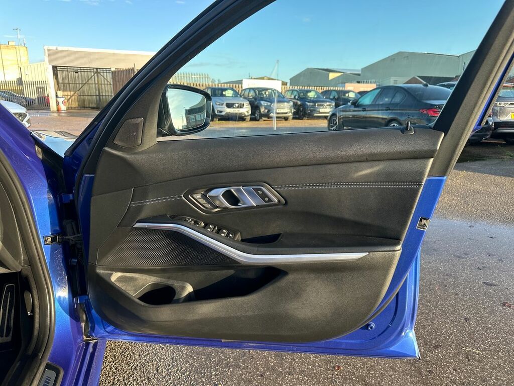 BMW 3 Series 2.0 M Sport Euro 6 Ss White #23