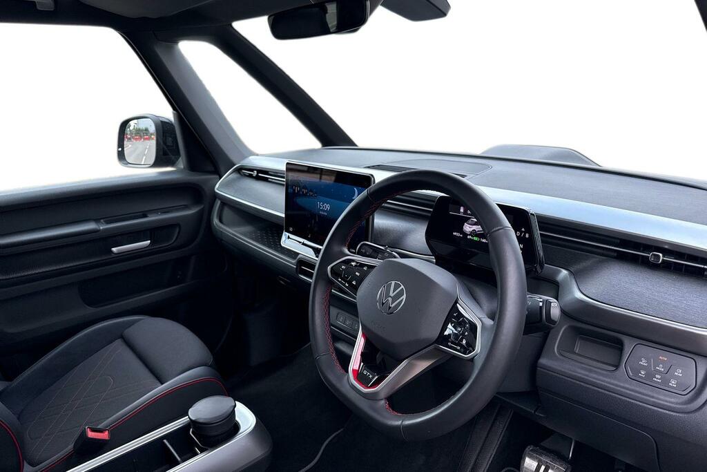 Volkswagen ID.Buzz 250Kw Gtx Pro 86Kwh 4Motion Lwb 7 Seat Red #6