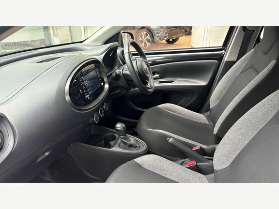 Toyota Aygo X Pure Automatic Black #5
