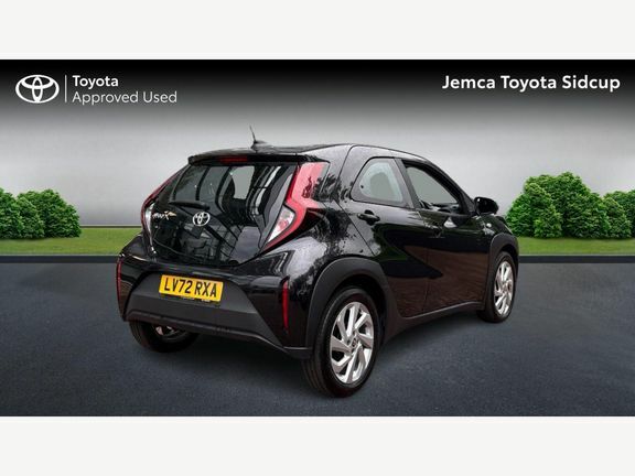 Toyota Aygo X Pure Automatic Black #2