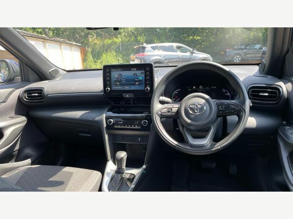Toyota Yaris Cross Design Fwd Blue #6