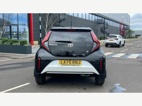 Toyota Aygo X 1.0 Vvt-i Edge White #23