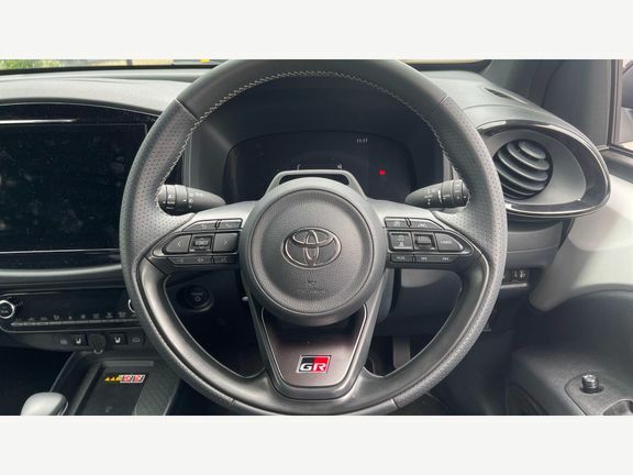 Toyota Aygo X 1.0 Vvt-i Edge White #10
