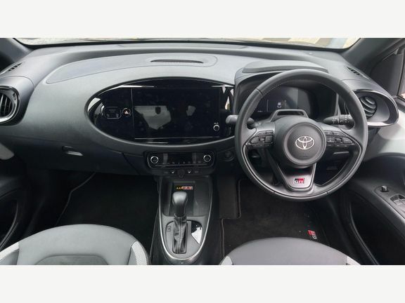 Toyota Aygo X Gr Sport White #6
