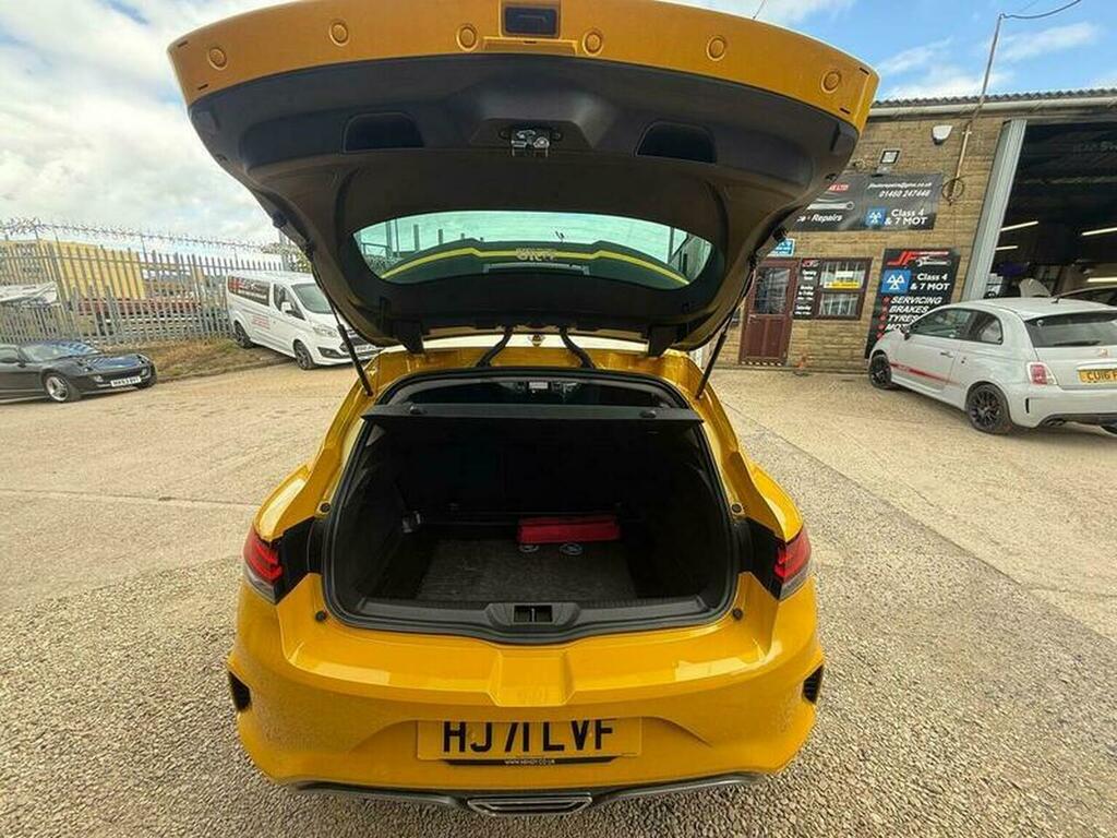 Renault Megane 1.5 Blue Dci Iconic Sport Tourer White #41