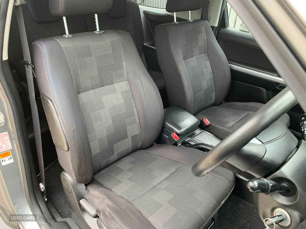 Suzuki Grand Vitara Estate 16V 2009 Grey #13