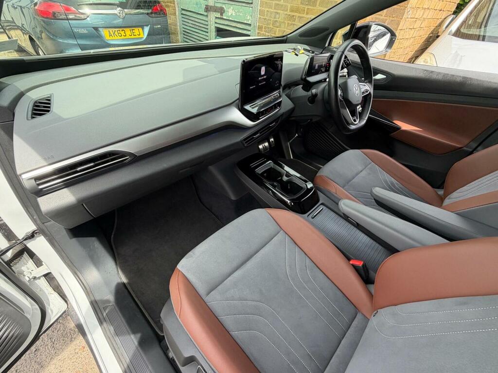 Volkswagen ID.4 Pure 52Kwh Life Suv 148 Ps Grey #40