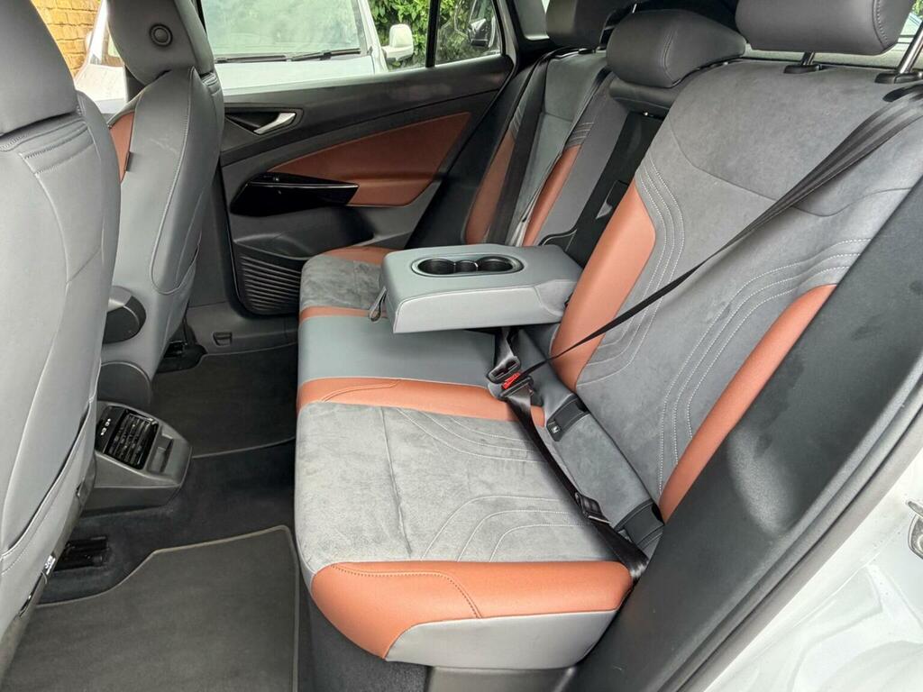 Volkswagen ID.4 Pure 52Kwh Life Suv 148 Ps Grey #45