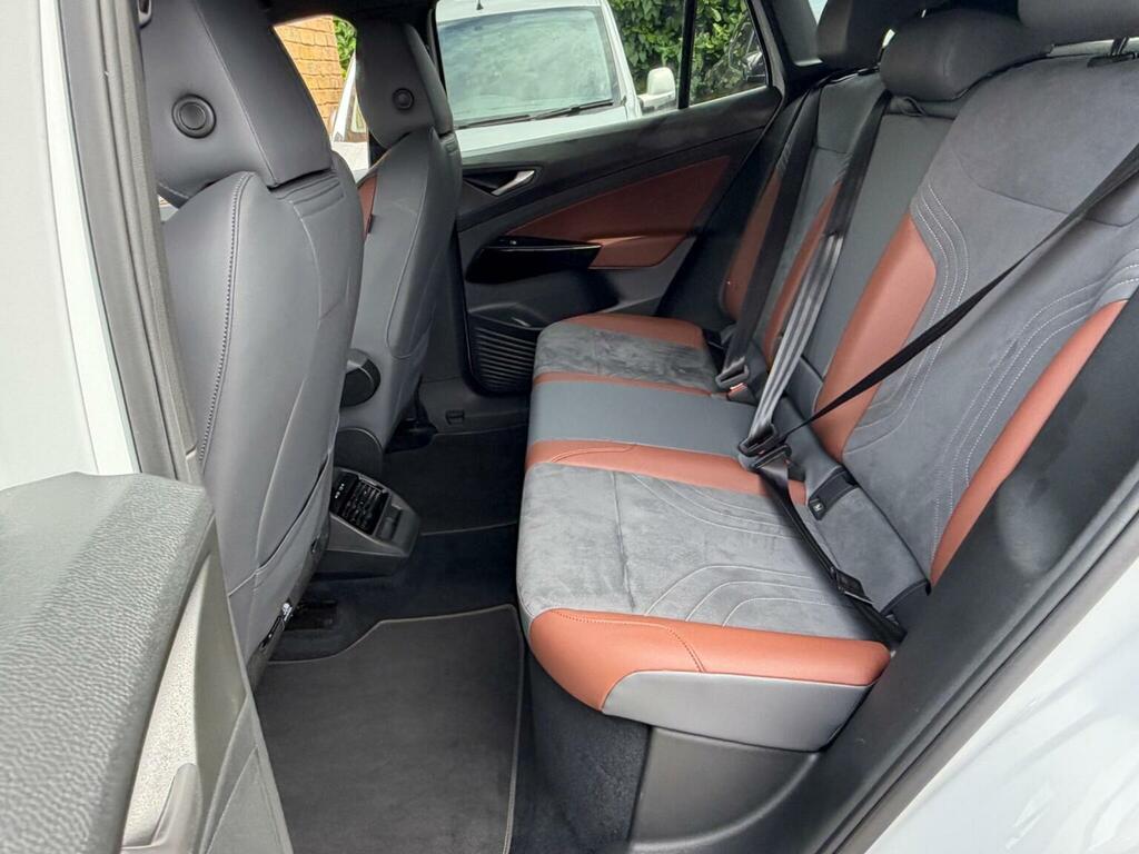 Volkswagen ID.4 Pure 52Kwh Life Suv 148 Ps Grey #43