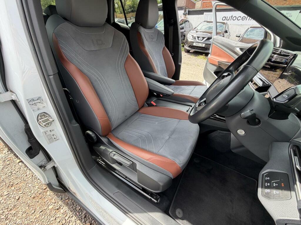Volkswagen ID.4 Pure 52Kwh Life Suv 148 Ps Grey #29