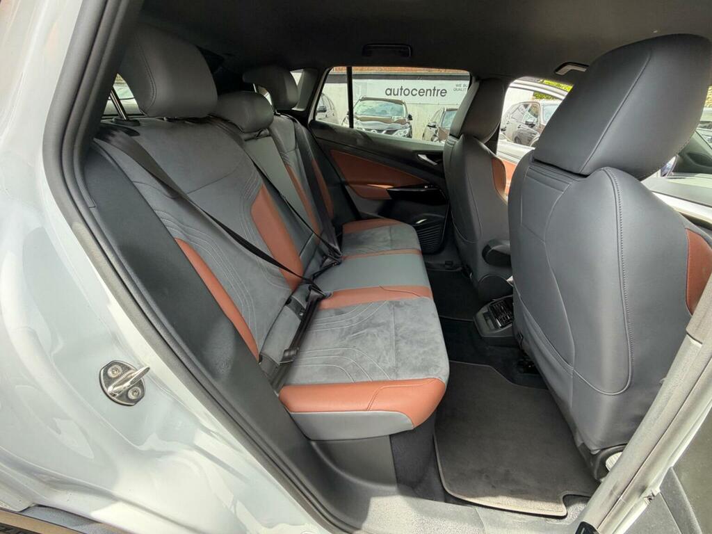 Volkswagen ID.4 Pure 52Kwh Life Suv 148 Ps Grey #32