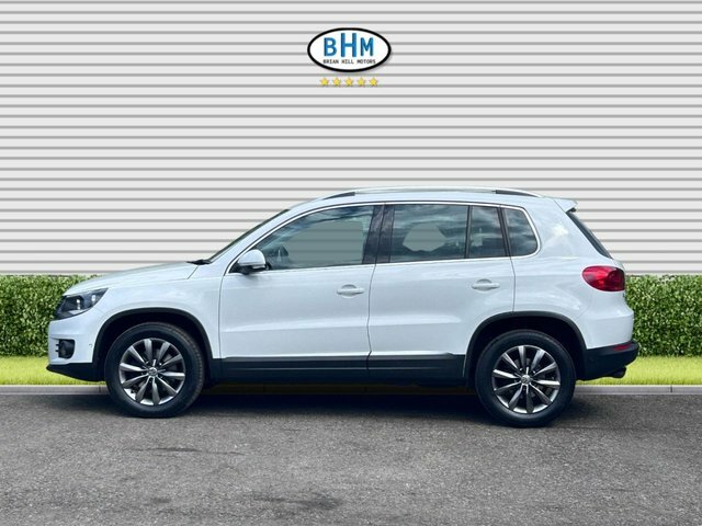 Volkswagen Tiguan 2015 2.0 Tdi Bluemotion Tech Match Suv White #6