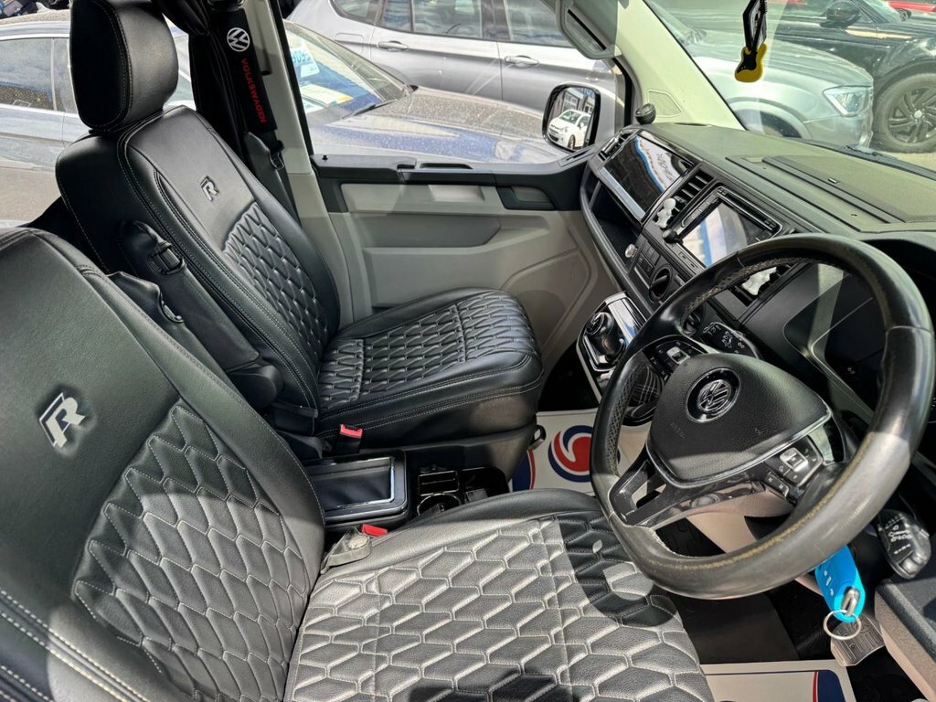 Volkswagen Transporter 2.0 Tdi T30 Highline L3 H1 Black #19