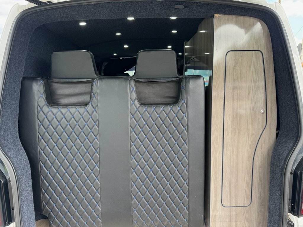 Volkswagen Transporter 2.0 Tdi T30 Highline L3 H1 Black #29