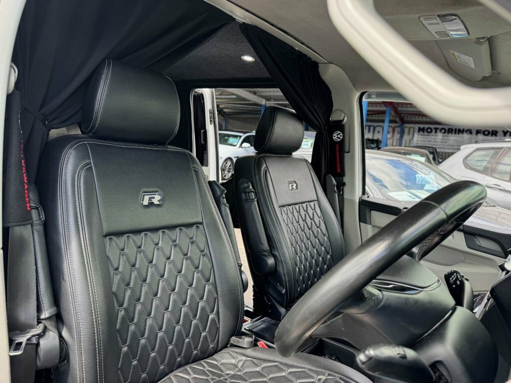 Volkswagen Transporter 2.0 Tdi T30 Highline L3 H1 Black #25