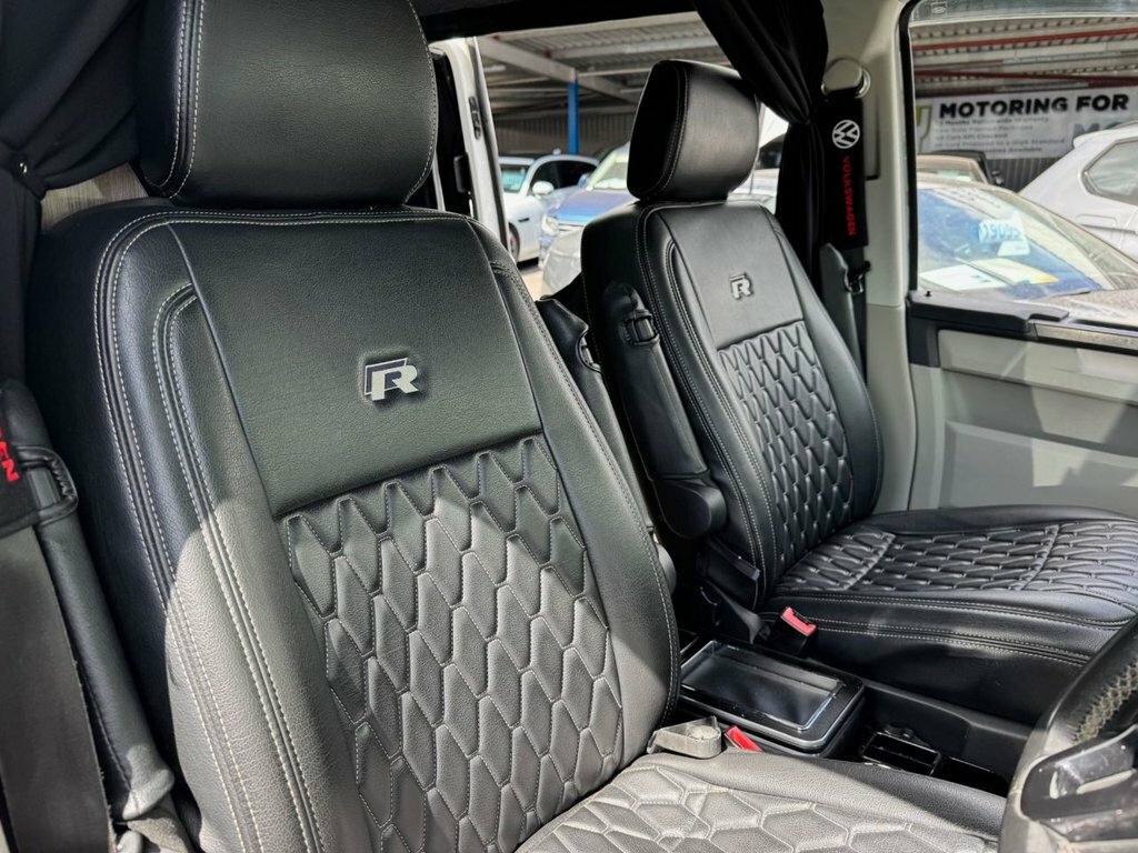 Volkswagen Transporter 2.0 Tdi T30 Highline L3 H1 Black #18