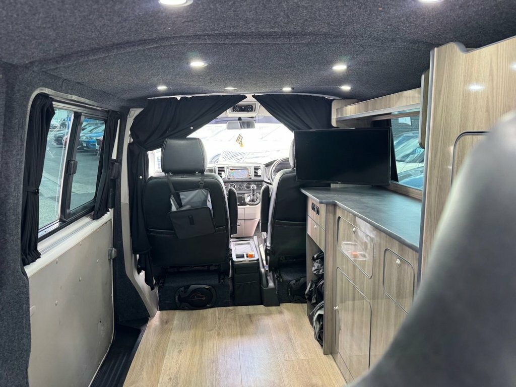 Volkswagen Transporter 2.0 Tdi T30 Highline L3 H1 Black #30