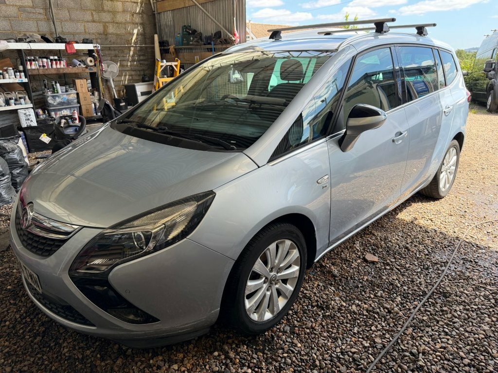 Vauxhall Zafira Tourer Mpv Blue
