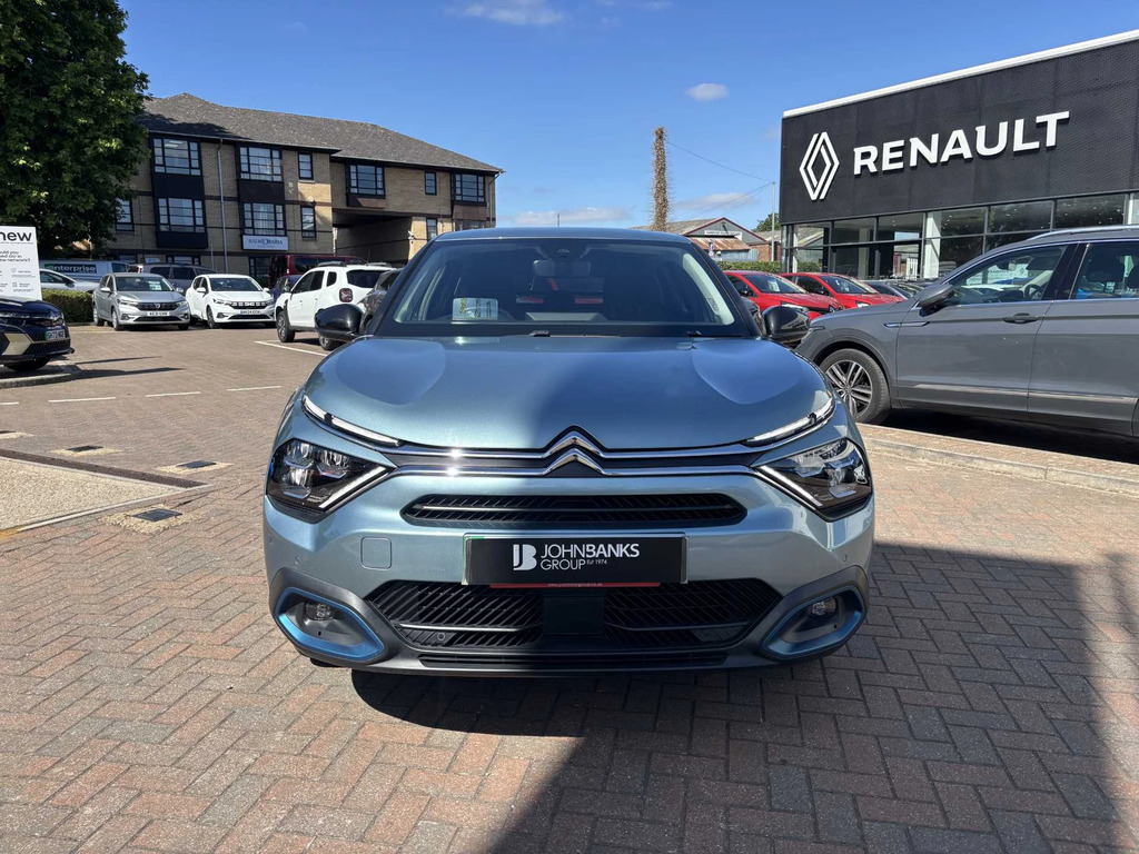 Citroen e-C4 100Kw Shine Plus 50Kwh Blue #2
