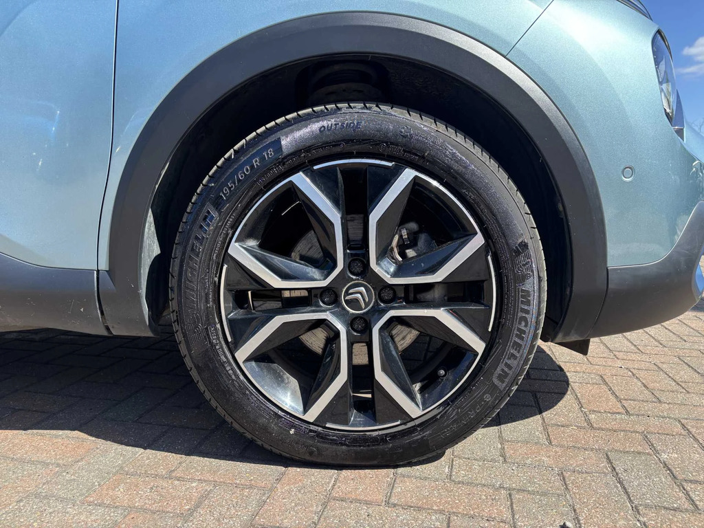 Citroen e-C4 100Kw Shine Plus 50Kwh Blue #6