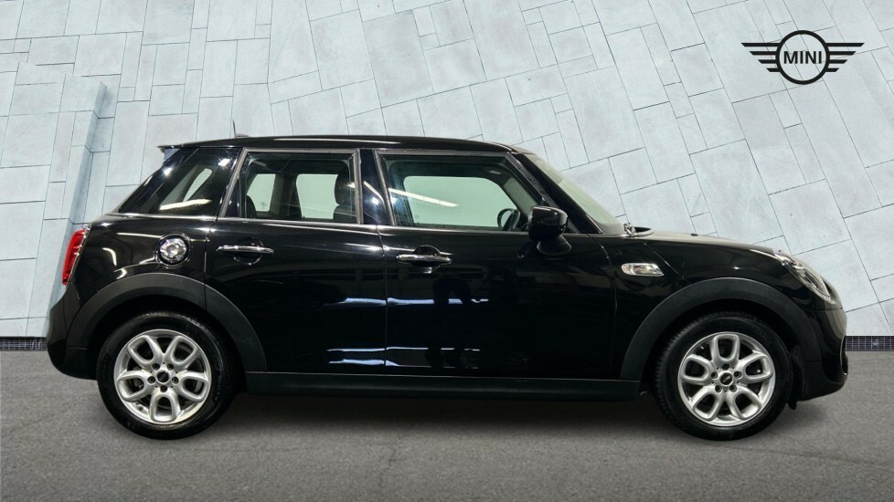 Mini Hatch 5-Door Cooper S Classic DL69KSU Black #5