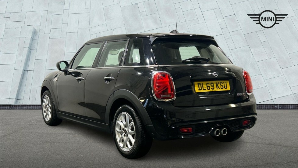 Mini Hatch 5-Door Cooper S Classic DL69KSU Black #3
