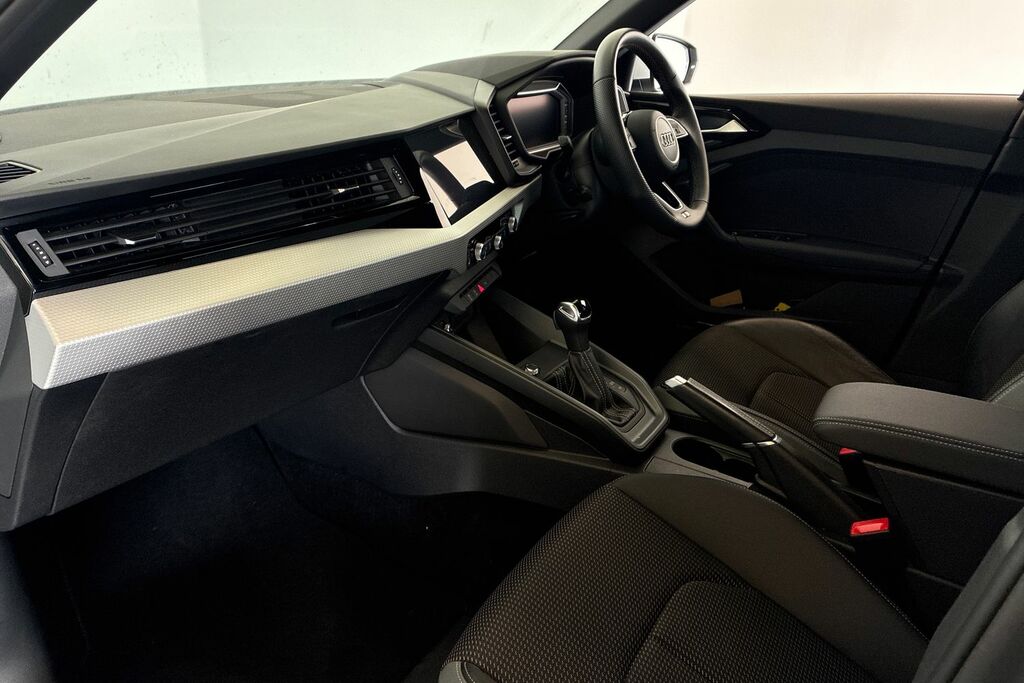 Audi A1 S Line 25 Tfsi 95 Ps S Tronic SW72GDU White #2