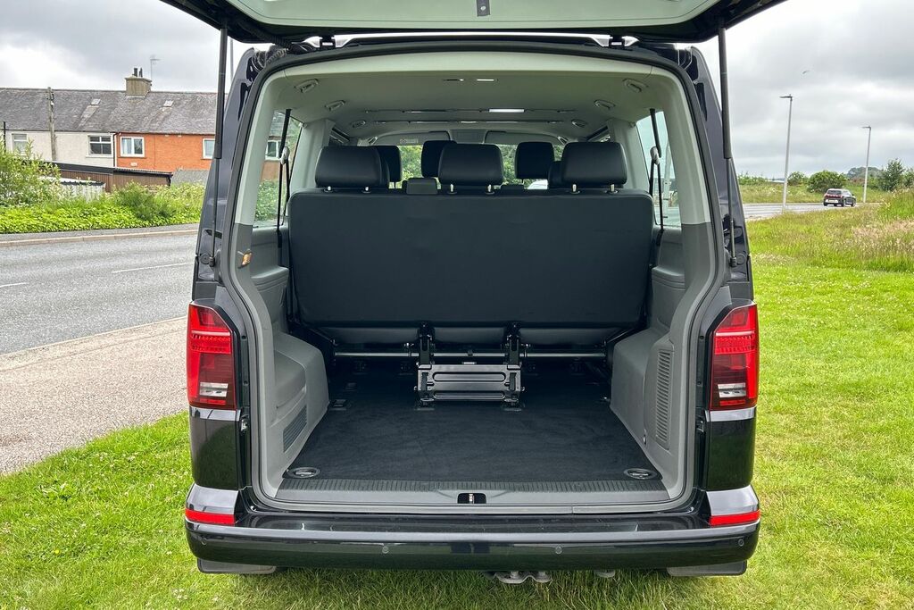 Volkswagen Transporter Shuttle 2.0 Tdi 204Ps Se Minibus Dsg-abt Sportsline Specia Black #11