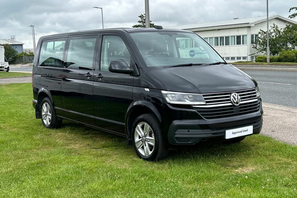 Volkswagen Transporter Shuttle 2.0 Tdi 150Ps Se Minibus Dsg Black