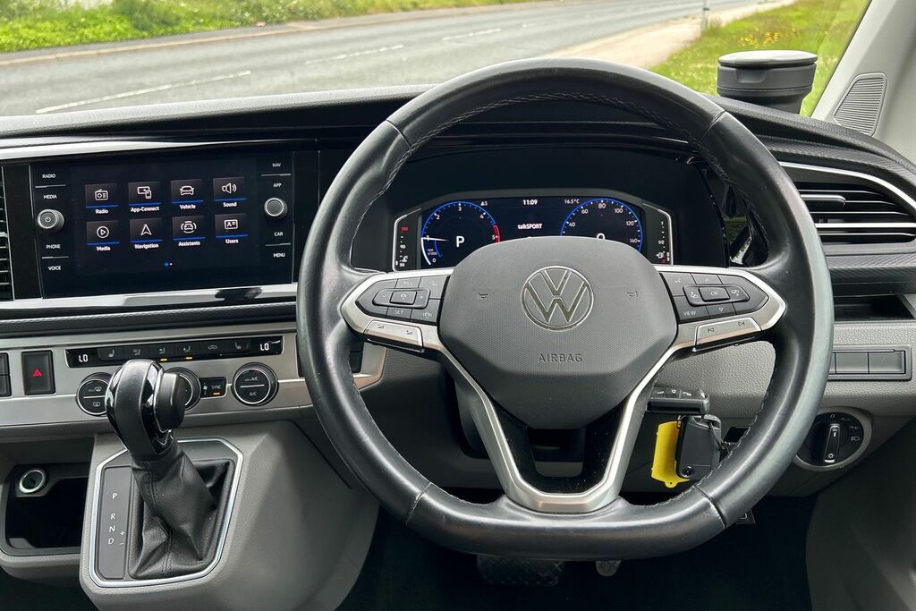 Volkswagen Transporter Shuttle 2.0 Tdi 204Ps Se Minibus Dsg-abt Sportsline Specia Black #13