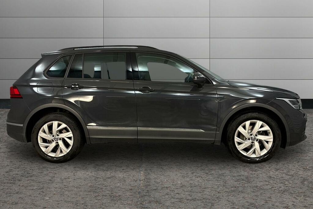 Volkswagen Tiguan 1.5 Tsi Life Grey #4