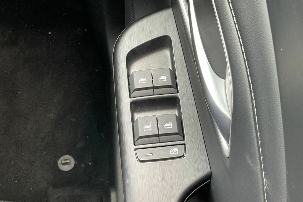 MG ZS 1.5 Se Suv Euro 6 Ss 115 Ps Silver #27