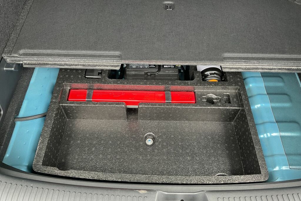 MG ZS 1.5 Se Suv Euro 6 Ss 115 Ps Silver #25