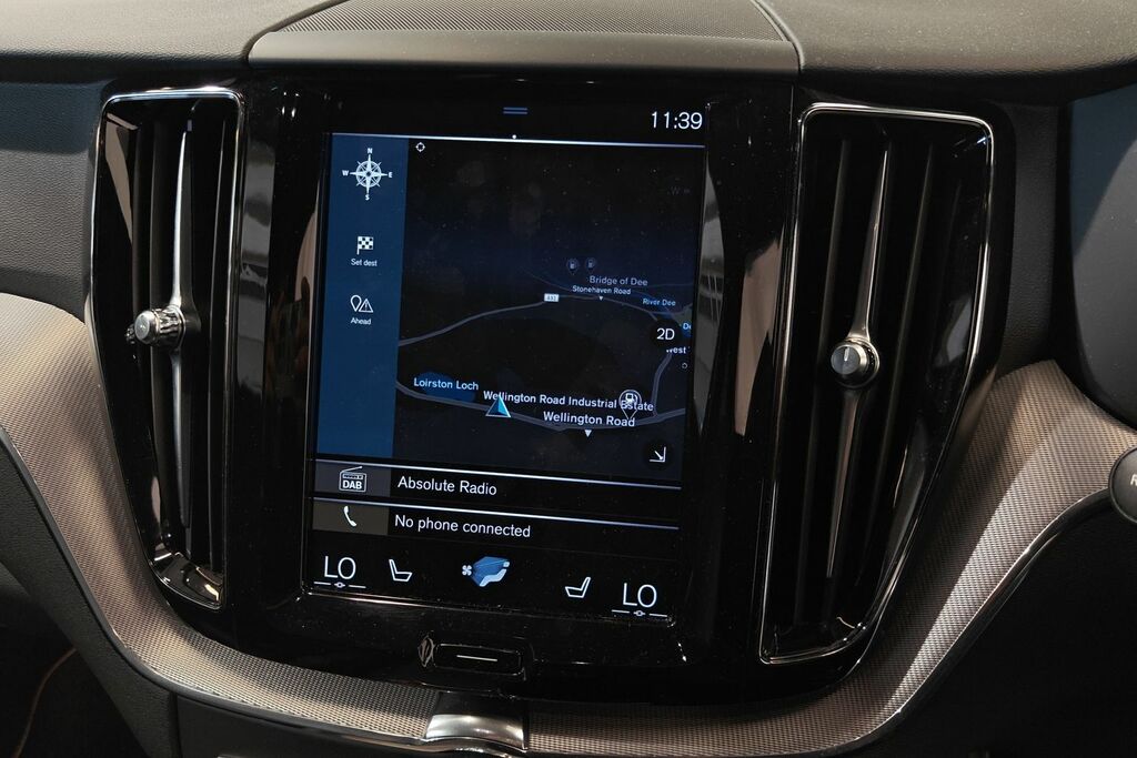 Volvo XC60 2.0 D4 Momentum Geartronic Grey #15