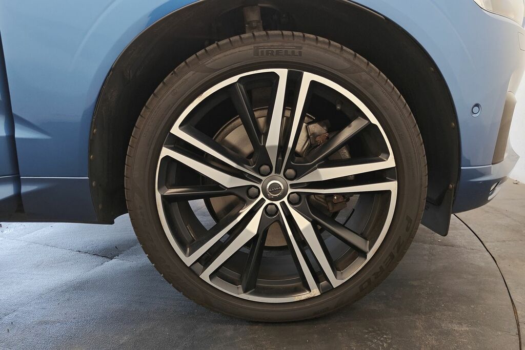 Volvo XC60 2.0 B6p 300 R Design Awd Geartronic Blue #5