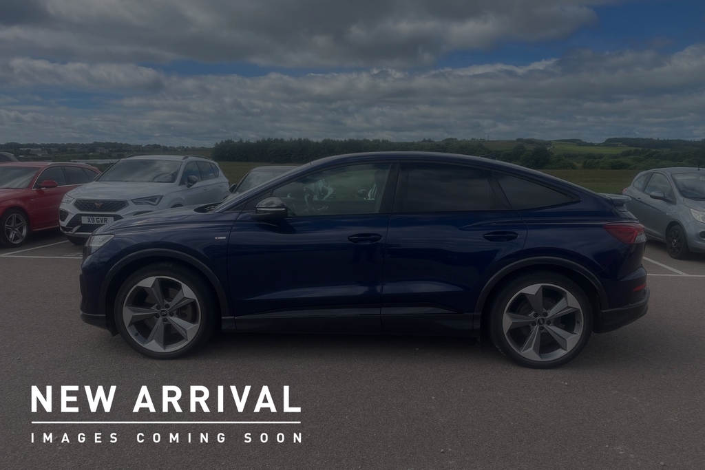 Audi Q4 E Tron Q4 Sportback Black Edition 50 E-tron Quattro 220,0 Blue #4