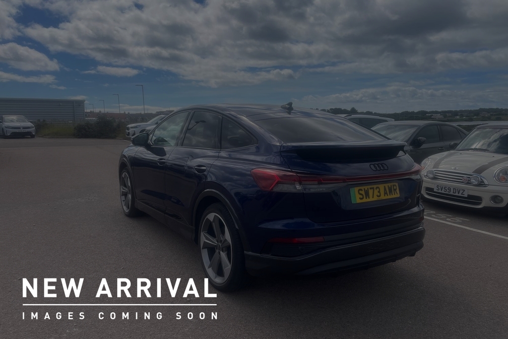 Audi Q4 E Tron Q4 Sportback Black Edition 50 E-tron Quattro 220,0 Blue #3
