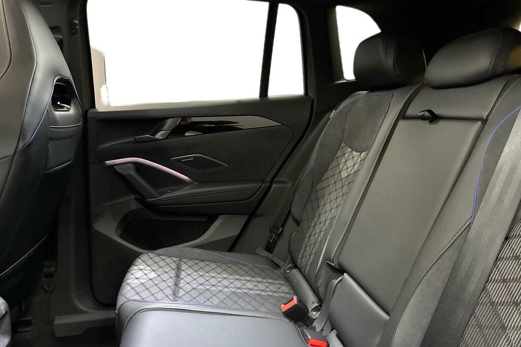 Volkswagen Tiguan Life Green #9