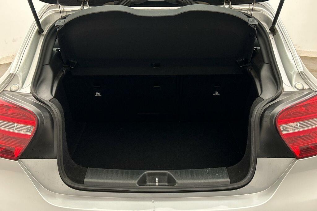 Mercedes-Benz A Class 1.5 Amg Line Premium Euro 6 Ss  #13