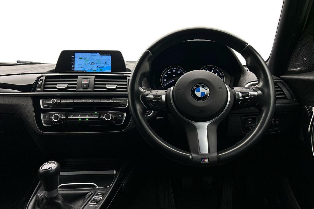 BMW 1 Series 1.5 118I Gpf M Sport Shadow Edition Euro 6 Ss 5 YC19HKO White #5