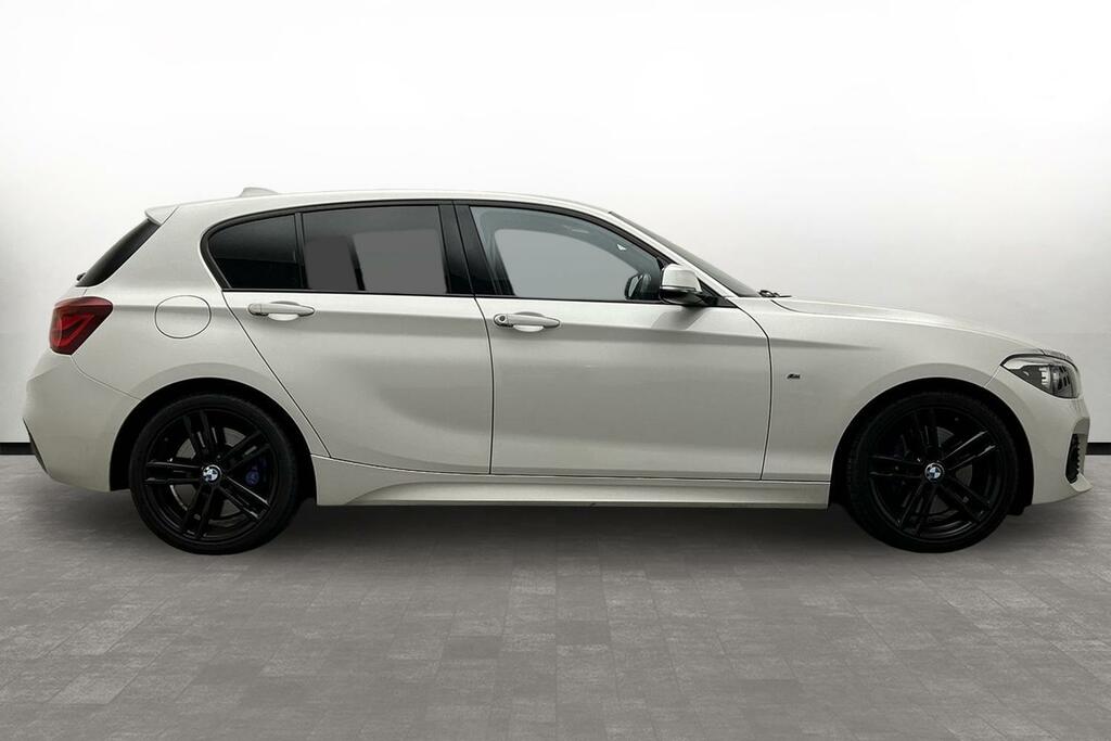 BMW 1 Series 1.5 118I Gpf M Sport Shadow Edition Euro 6 Ss 5 YC19HKO White #3