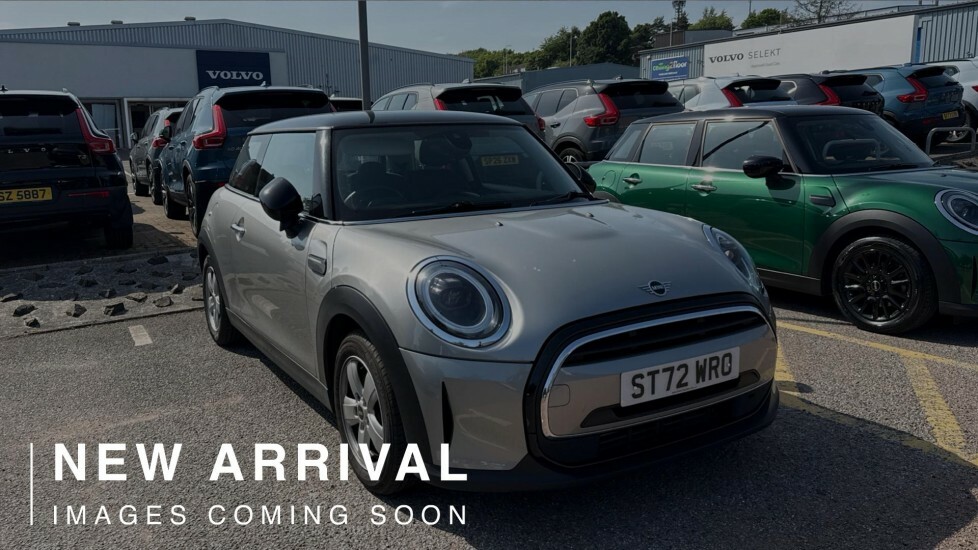 Mini Hatch 3-Door Cooper Classic ST72WRO Silver