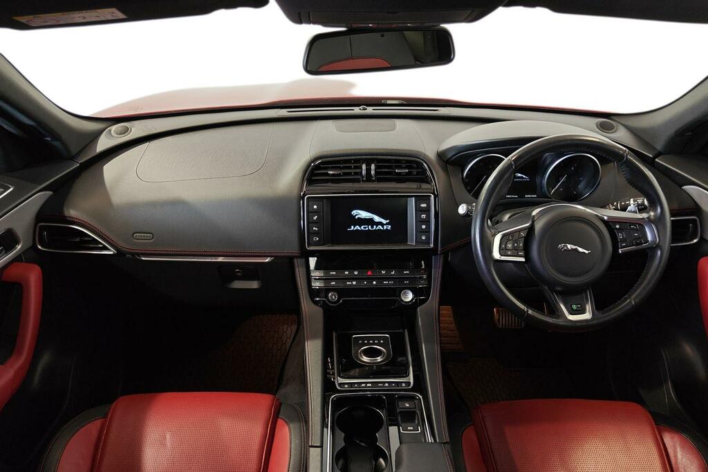 Jaguar F-Pace 2.0D R-sport Awd Red #6