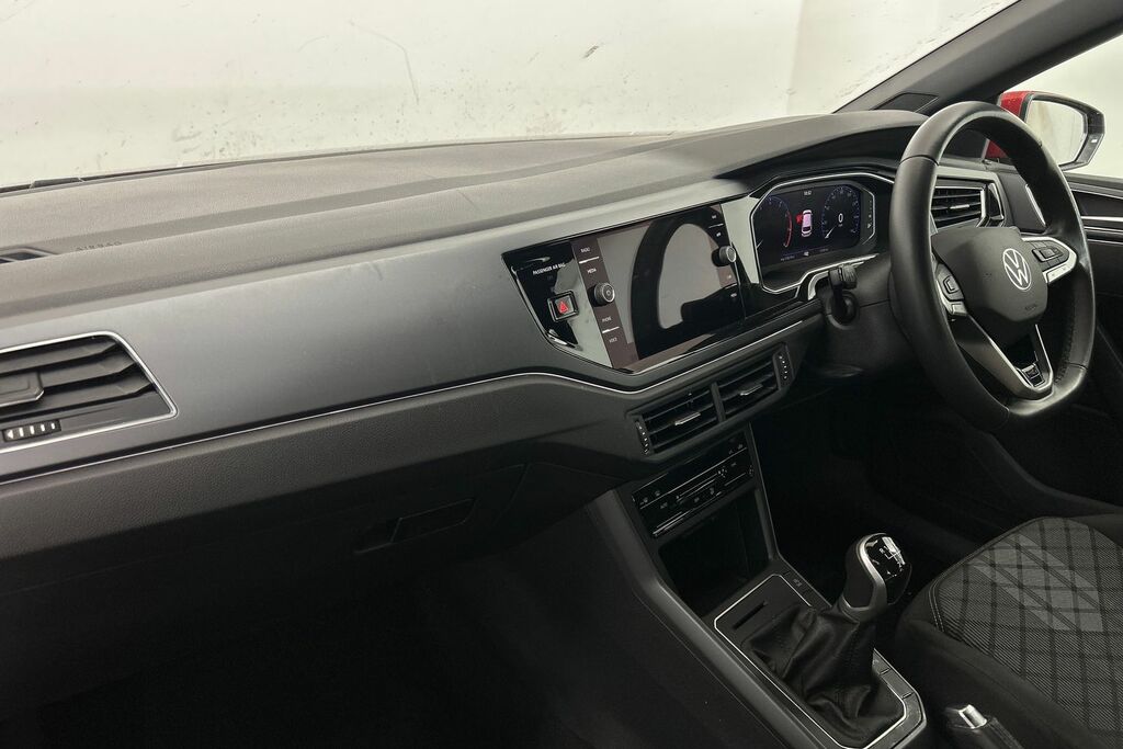 Volkswagen Polo 1.0 Tsi R-line EMZ5666 Red #2