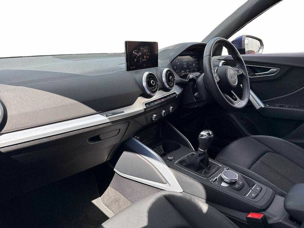 Audi Q2 S Line 30 Tfsi 110 Ps 6-Speed Blue #2