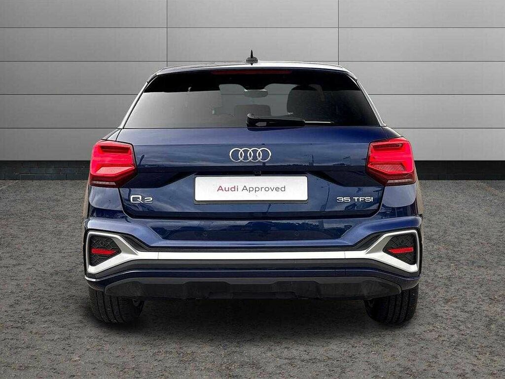 Audi Q2 Audi Sport 35 Tfsi 150 Ps S Tronic Red #7